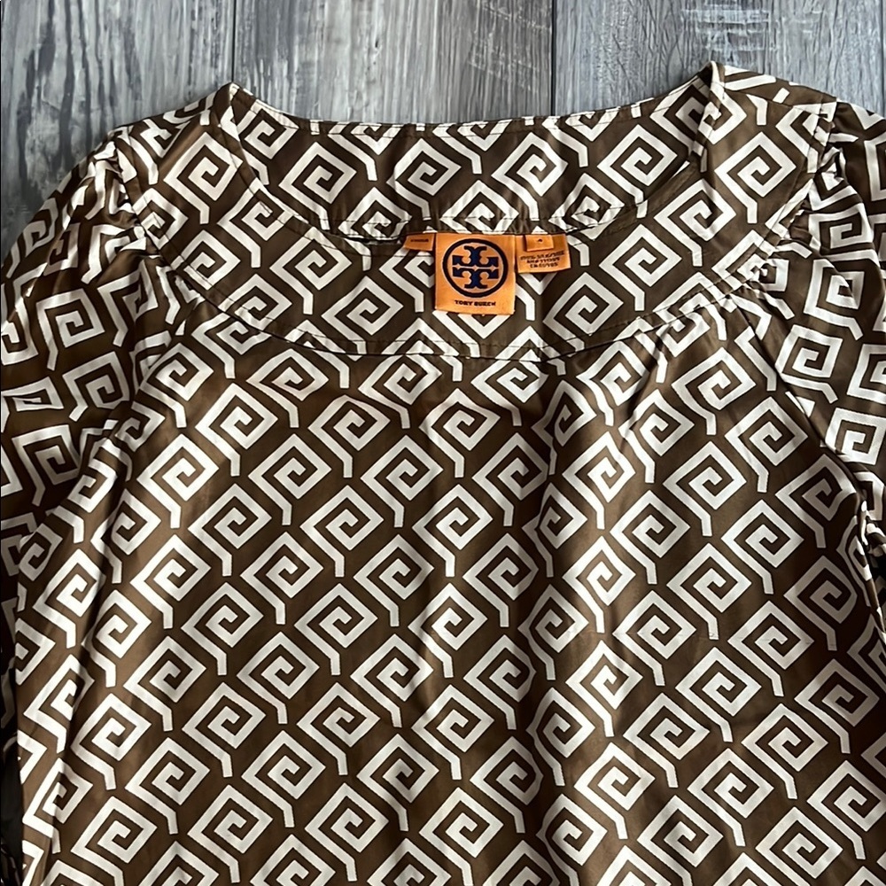 Tory Burch Brown and White Geometric Top
